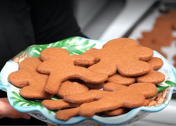 Soft and Chewy Gingerbread People